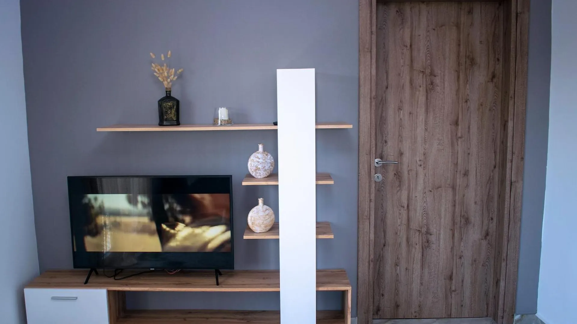 Thessaloniki Luxe Suite, Chrysa'S Private Getaway Appartement