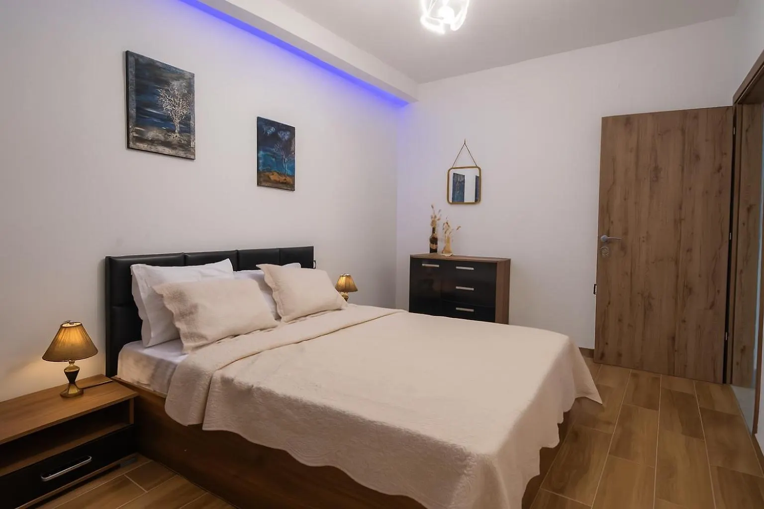 Thessaloniki Luxe Suite, Chrysa'S Private Getaway Appartement